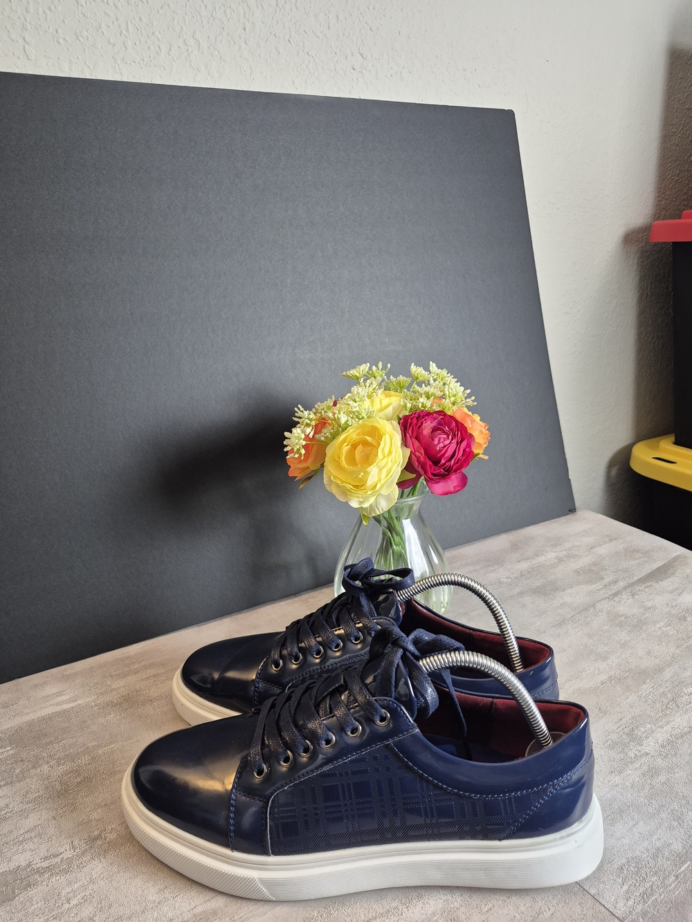 Men's Navy Leather Low-Top Sneakers - Classic Casual Style